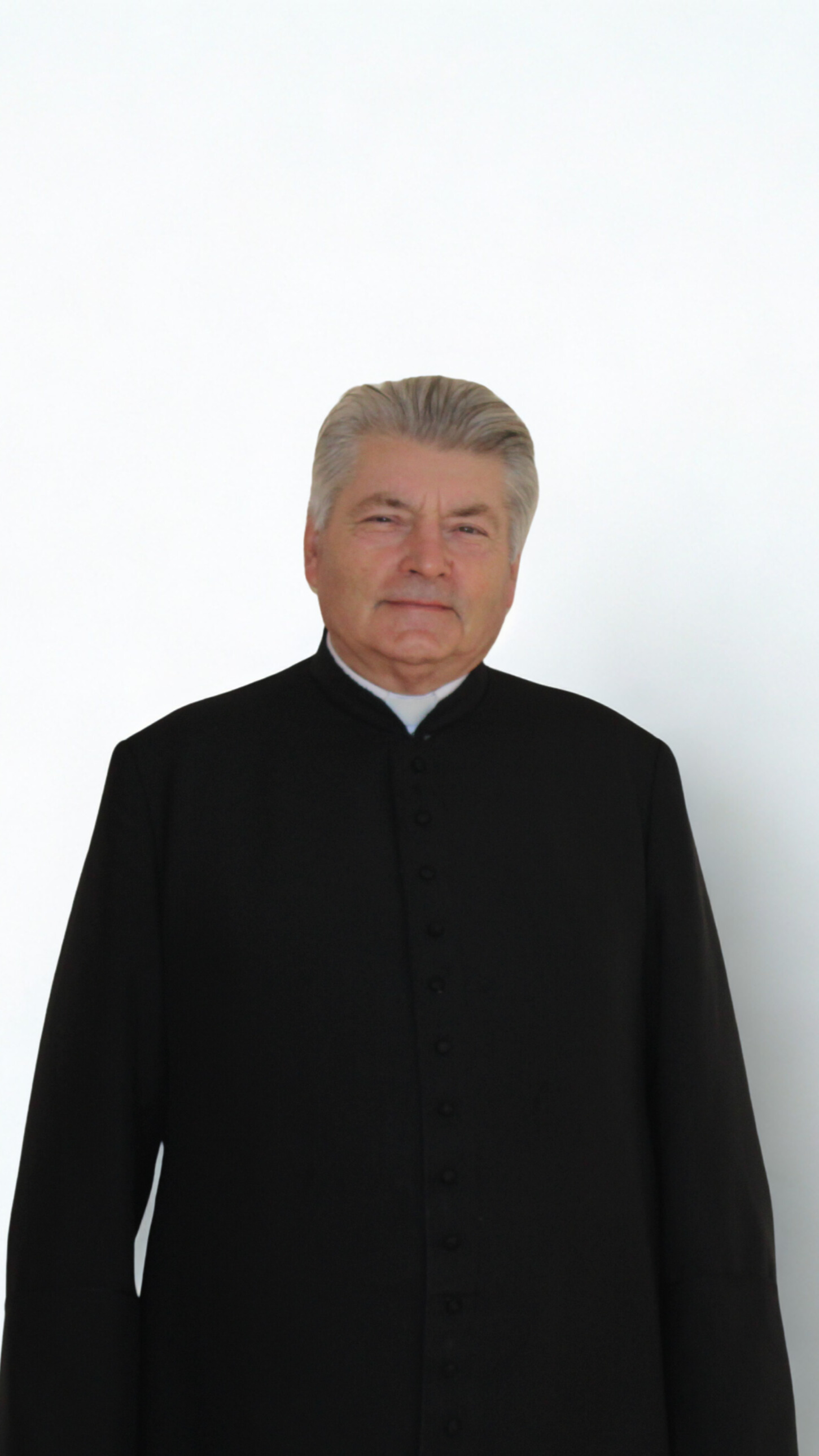 ks. Krystian Bujak
